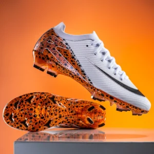 Men Soccer Shoes FG/TF Soft Football Sneakers Breathable Non-Slip Cleats Grass Trainers Outdoor Low Top Running Sport Footwear